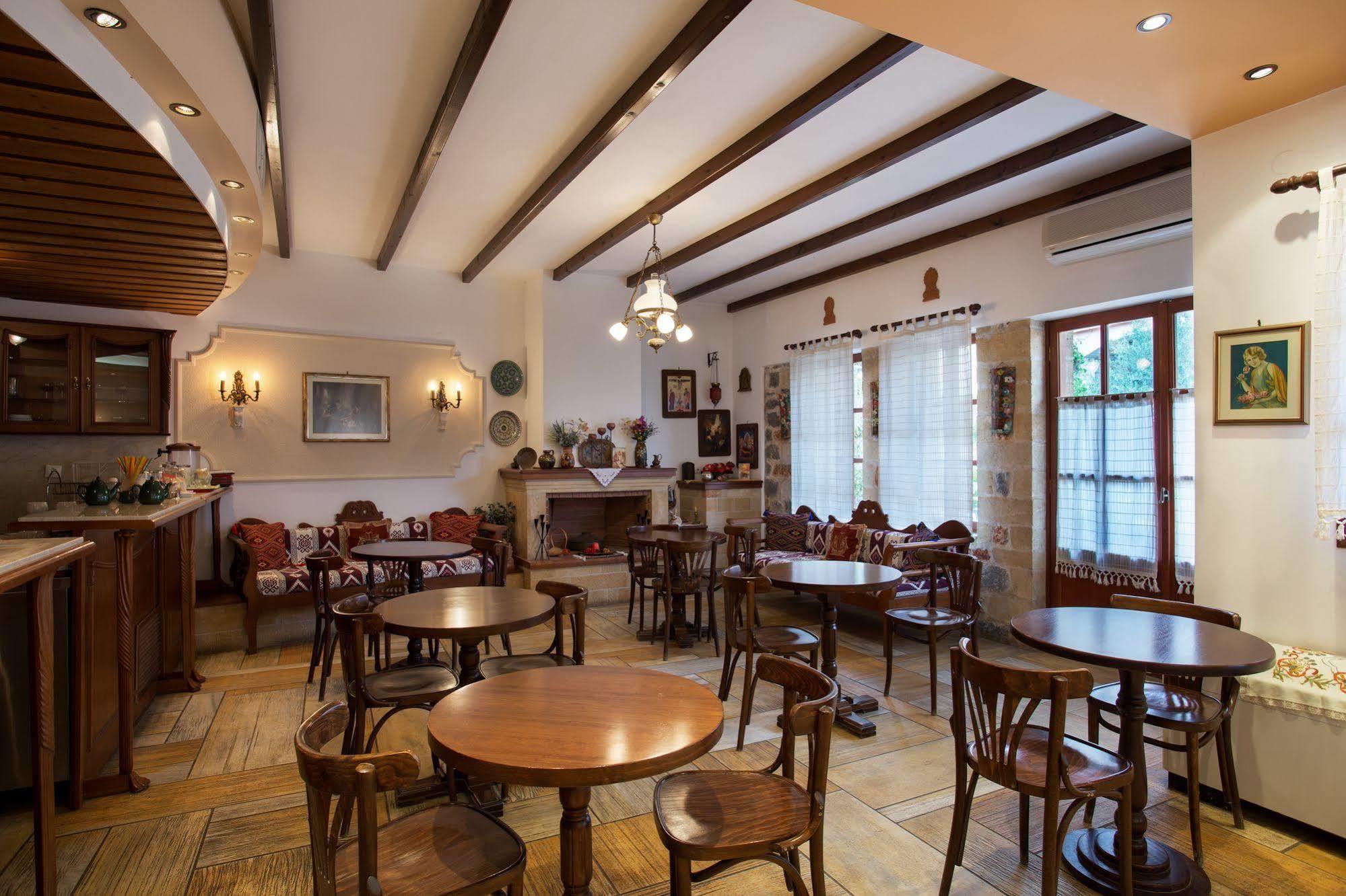 Petrino Guesthouse Monemvasía Dış mekan fotoğraf